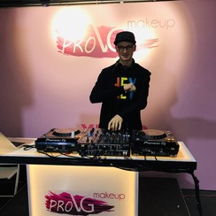 Фото 1 — Андрей DJ WOOFER, весільна компанія у місті Київ