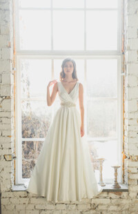 Фото весільної компанії 1 — Azara Bridal