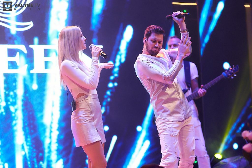 Кавер-бенд STAR_BAND — весільні послуги у Києві