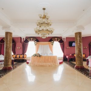 Петрівський Маєток